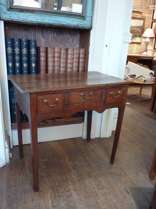 the-best-types-of-dressing-table-design-space-coast-ideas-rhea-stool