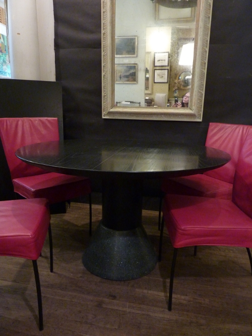 Modern Extending Round Table