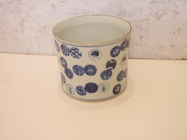 Japanese Porcelain Cachepot