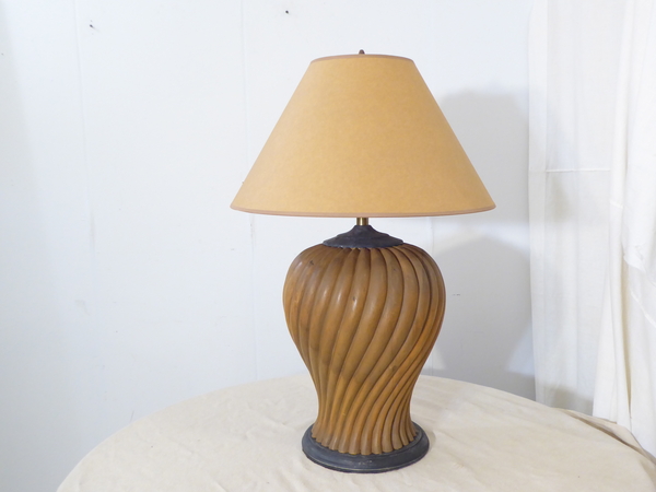 Rope Twist Wooden Lamp