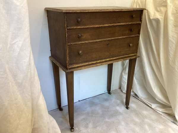 American Faux Grain Chest