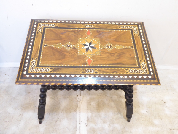 Moroccan Drink Table