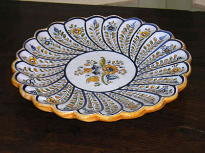 20th century Spanish Talevera ceramic charger